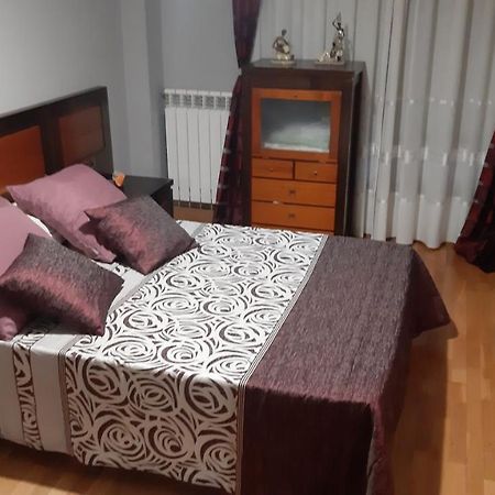 Piso Tranquilo Ponferrada Apartment Bagian luar foto