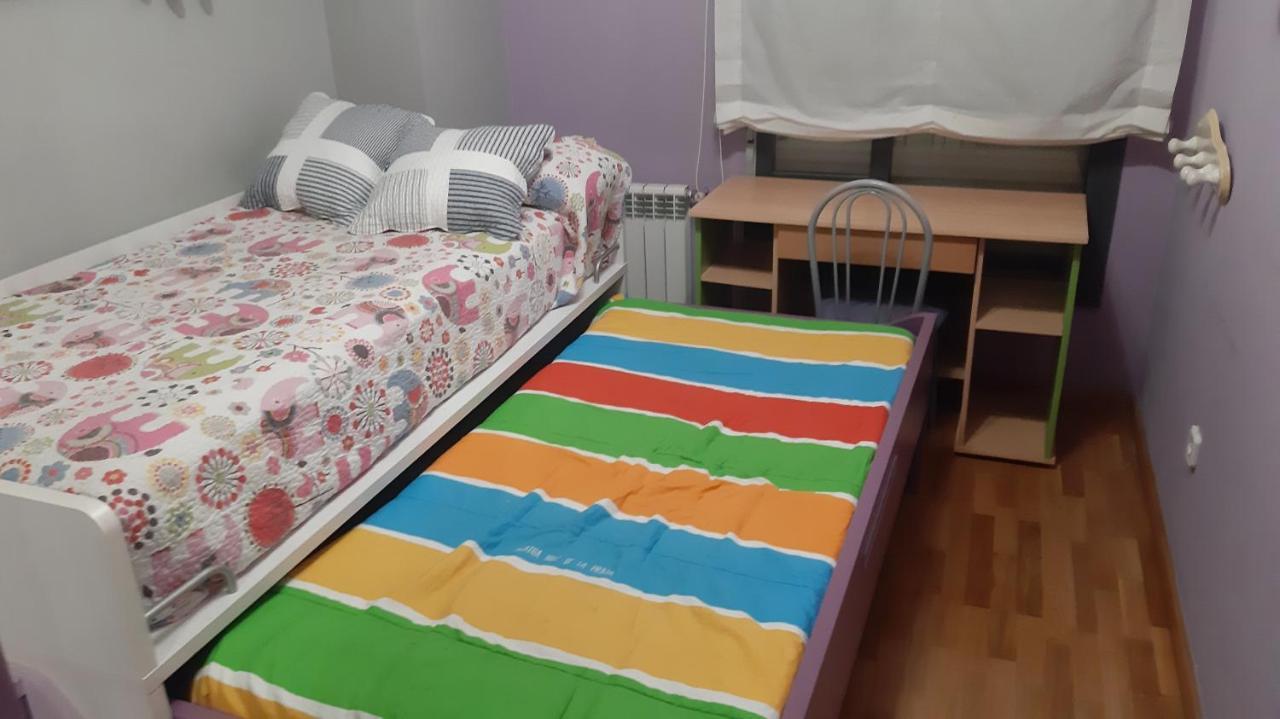 Piso Tranquilo Ponferrada Apartment Bagian luar foto