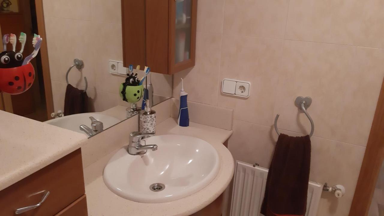 Piso Tranquilo Ponferrada Apartment Bagian luar foto
