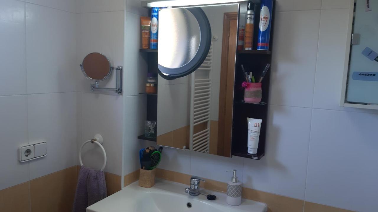 Piso Tranquilo Ponferrada Apartment Bagian luar foto