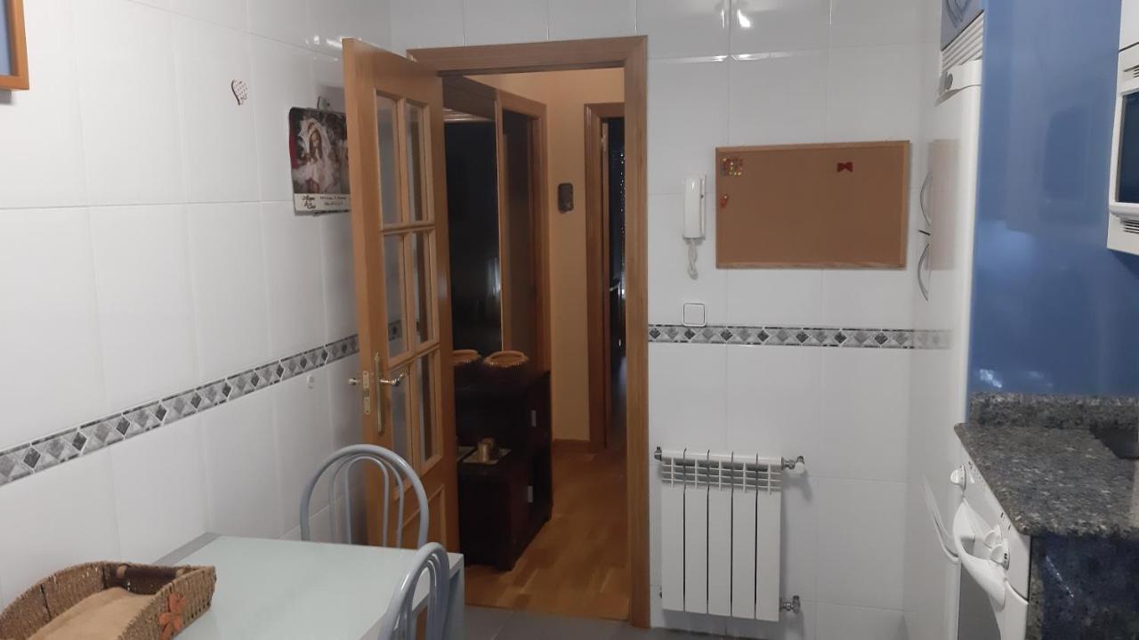 Piso Tranquilo Ponferrada Apartment Bagian luar foto